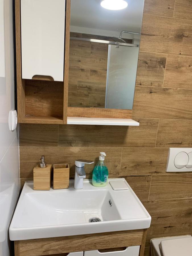 Mika'S Poolhouse Villa Beograd Eksteriør billede