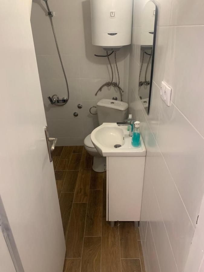 Mika'S Poolhouse Villa Beograd Eksteriør billede