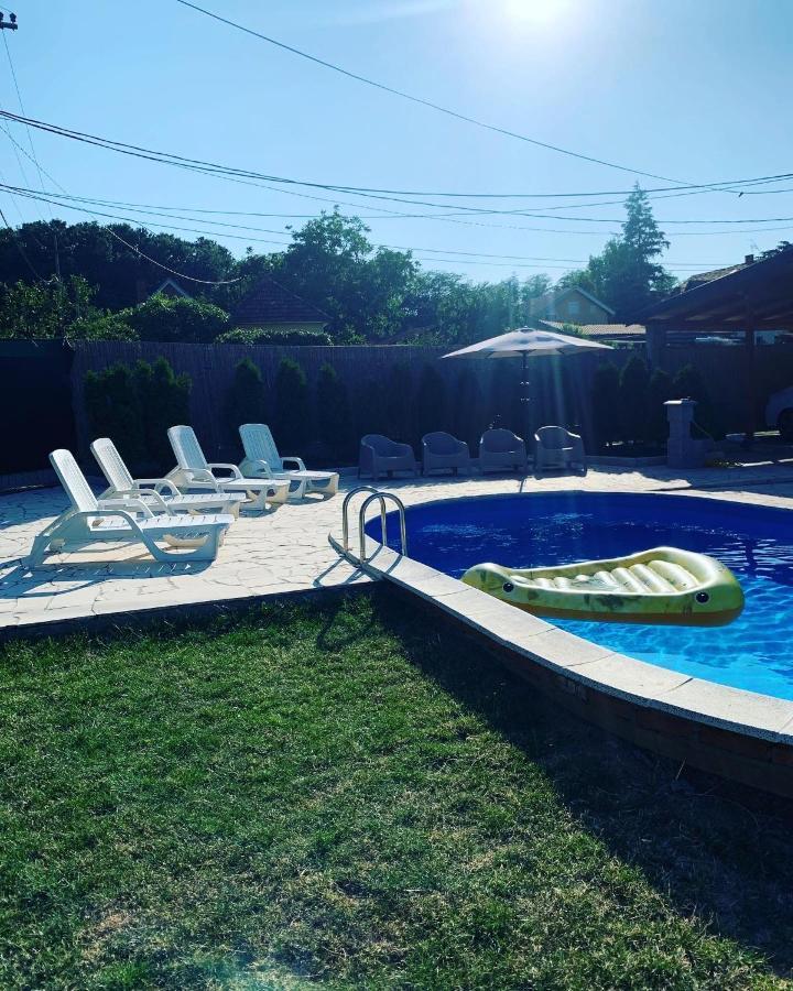 Mika'S Poolhouse Villa Beograd Eksteriør billede