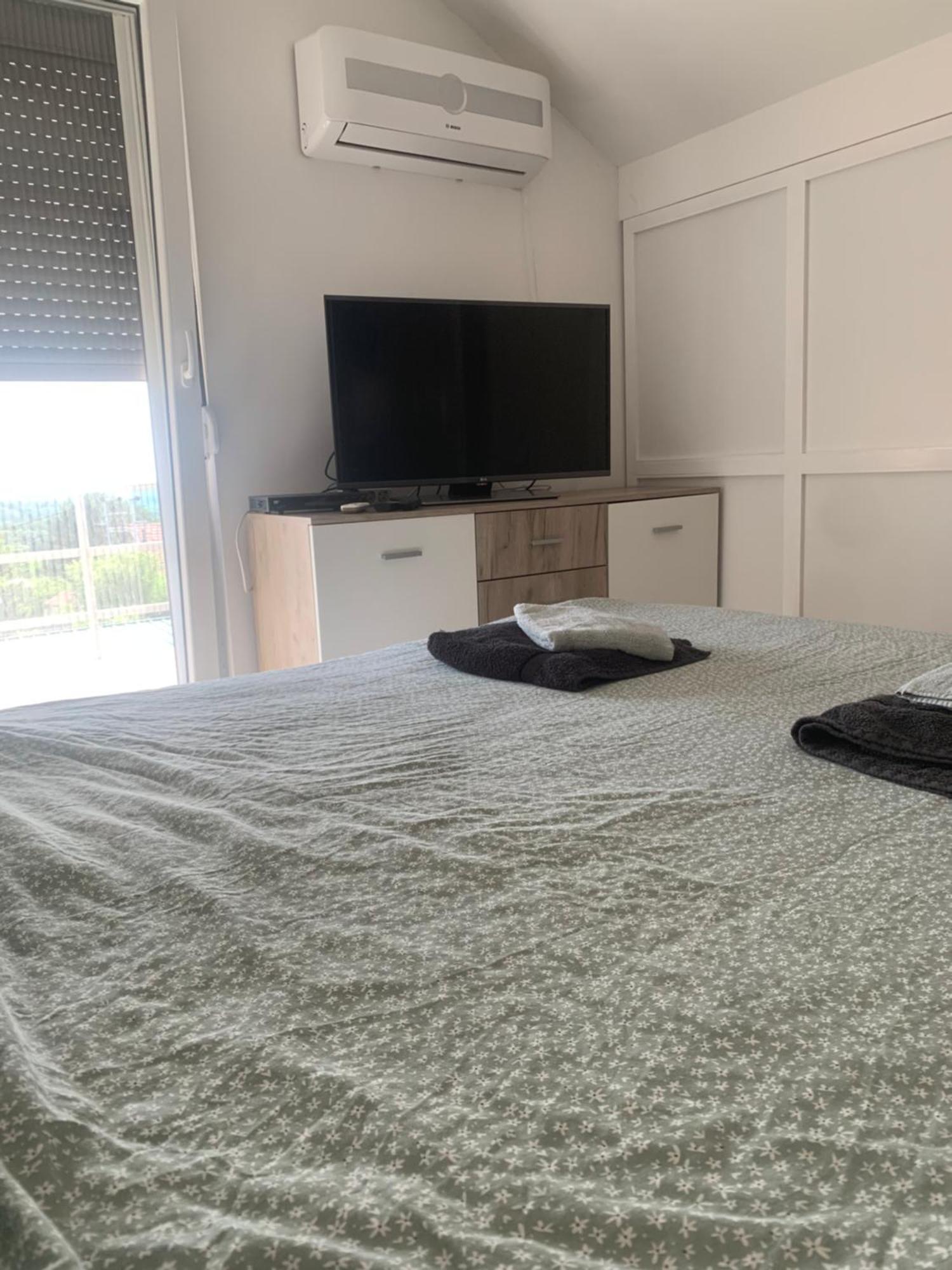 Mika'S Poolhouse Villa Beograd Eksteriør billede